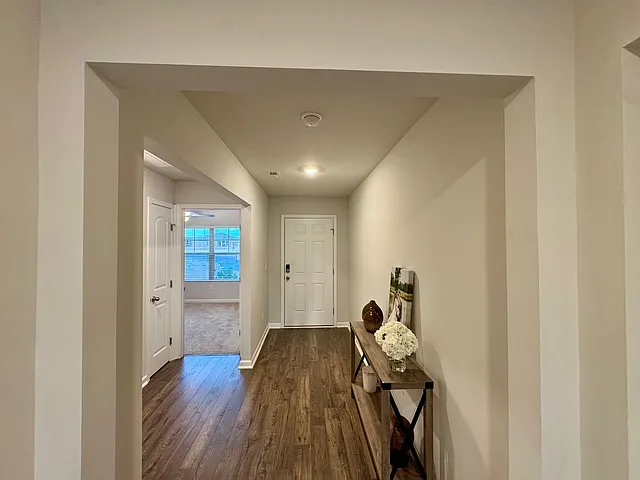 189 Tobin Ln — Photo 3