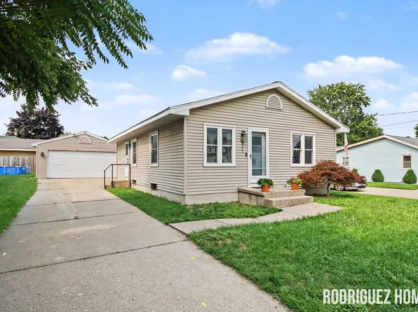 3283 La Rue St SW, Grandville, MI 49418