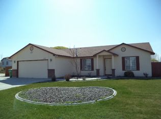645 E Grouse Ct, Meridian, ID 83646