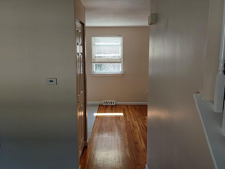 174 Pine St Holbrook MA Zillow