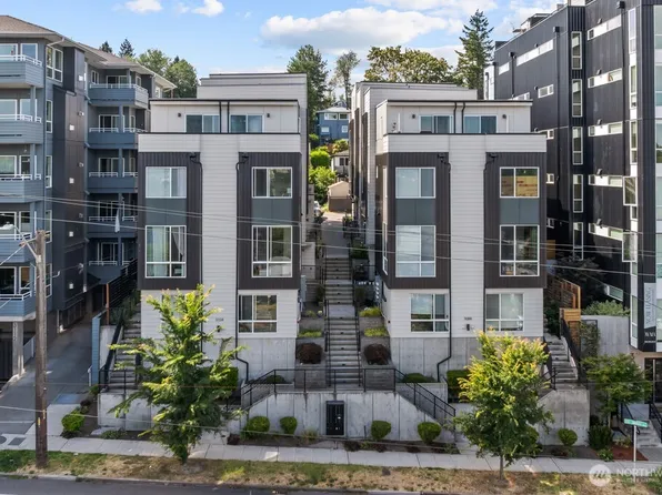 3104 SW Avalon Way #F, Seattle, WA 98126