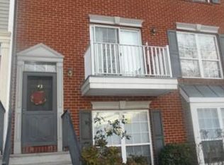 43 Willow St, Jersey City, NJ 07305