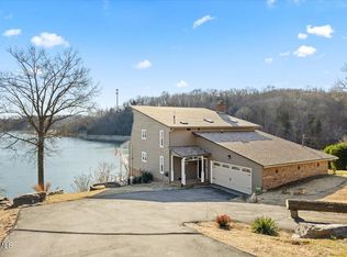 281 Sugar Hollow Trl, Piney Flats, TN 37686
