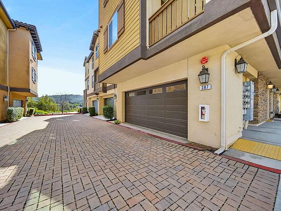 2nd image of 387 Mission Villas Rd