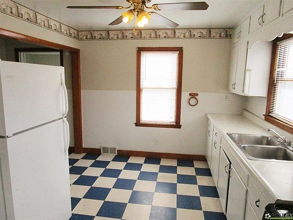 5th image of 121 Windhorst Ct