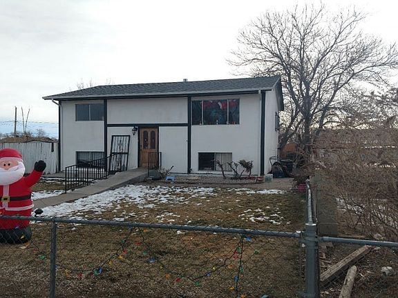 2nd image of 2110 E 11th St