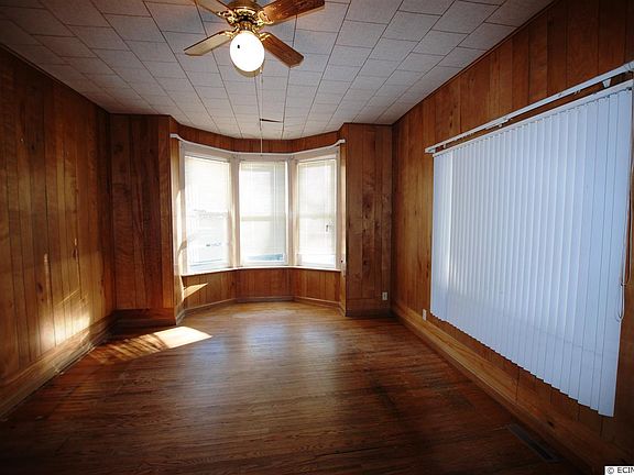 3rd image of 518 1st Ave E