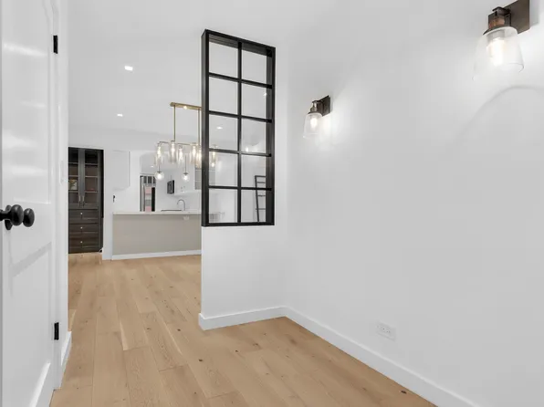 25 Sutton Place South image 6 of 20