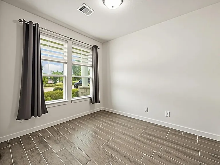 33142 School Hill Rd — Photo 21