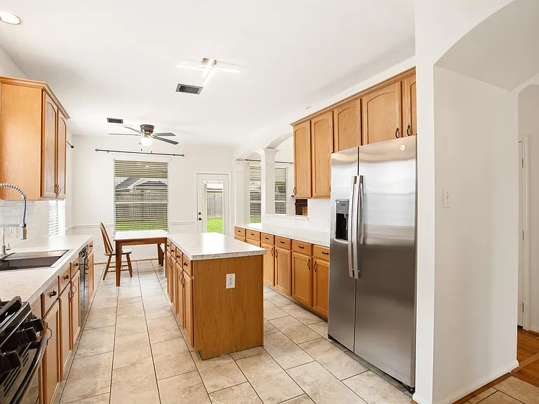 3906 Tigris Ridge Dr — Photo 6