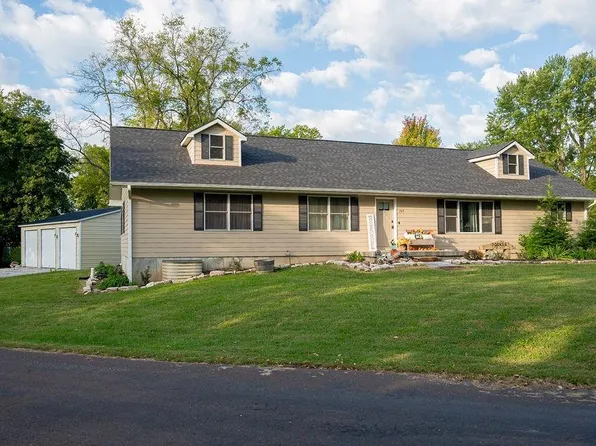 209 3rd St, Wetmore, KS 66550