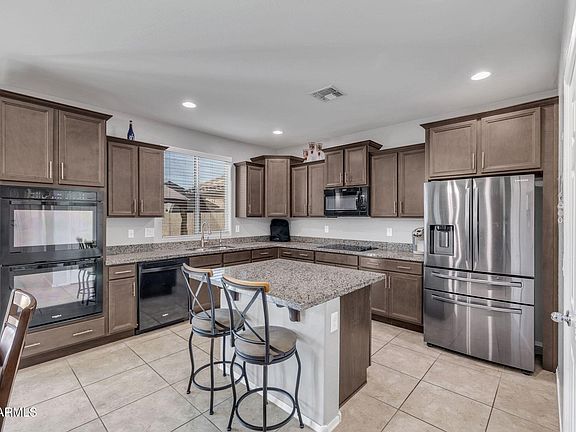 4th image of 6139 W EVERGREEN Road