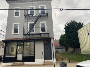 302 Union Ave APT 4, New Rochelle, NY 10801