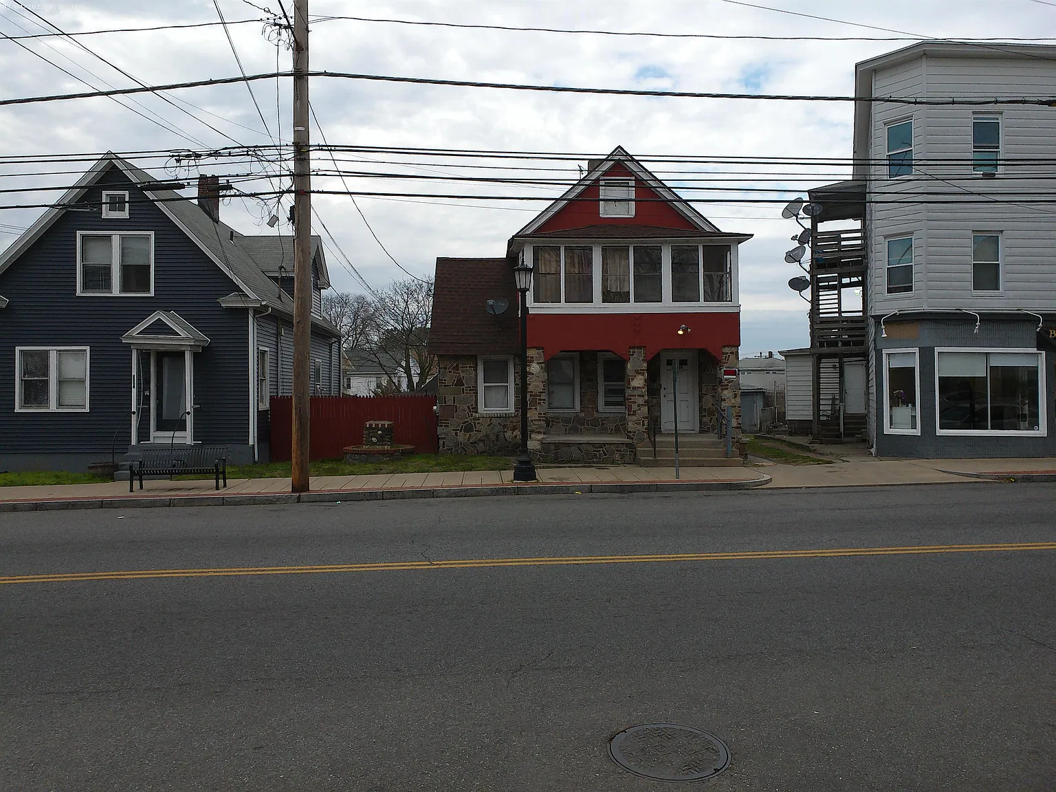 2310 Barnum Ave. - 1 — Photo 2