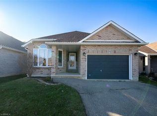 15 Bradley Ln, Brantford, ON N3T6R5