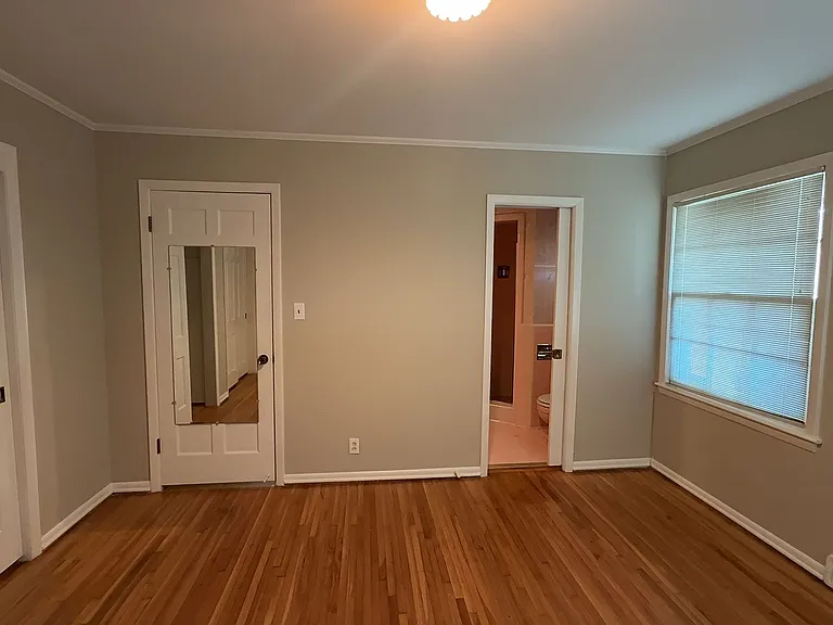 5443 S Marion Ave E — Photo 10