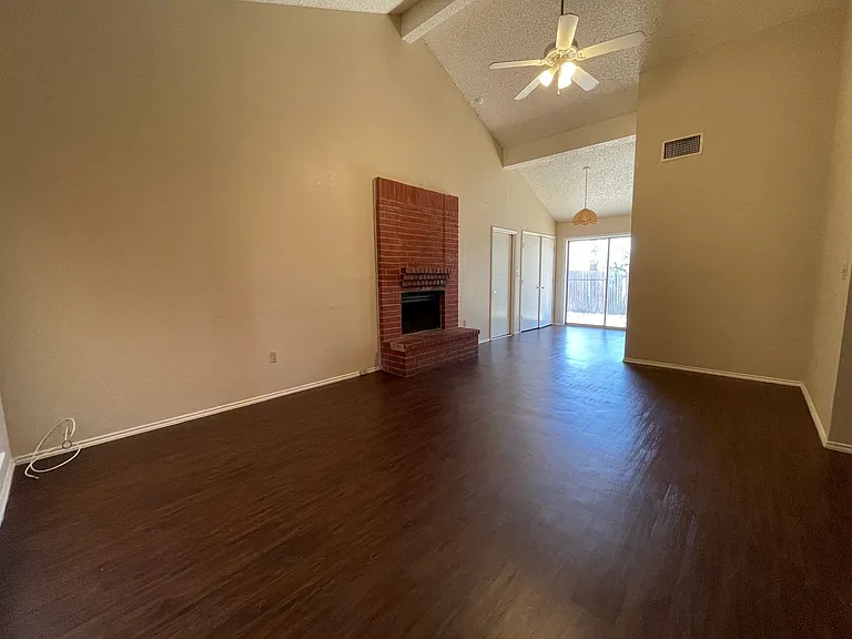 9514 Veronica St — Photo 3