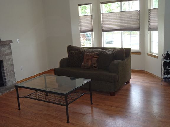 5th image of 2106 SE 176th Pl
