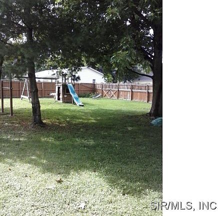 5th image of 806 E Pearl St