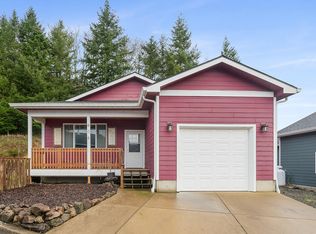 606 2nd St, Garibaldi, OR 97118