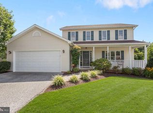 3 Wheaton Dr, Littlestown, PA 17340