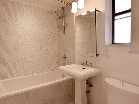 5th image of 865 1st Ave APT 15D