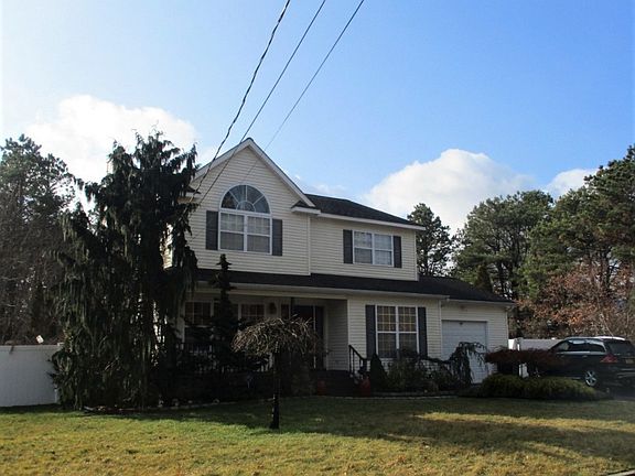 3rd image of 236 Brookhaven Ave