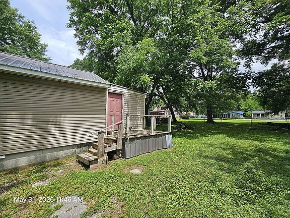 2nd image of 315 S Gentry St