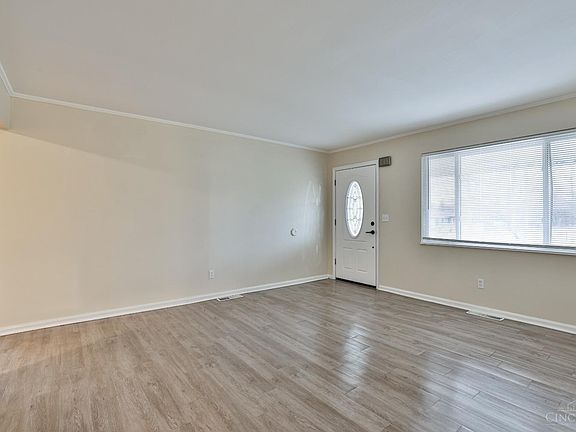 5th image of 10841 Pleasanthill Dr