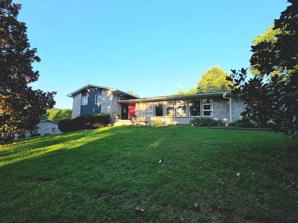 175 Fairway Dr, Blountville, TN 37617