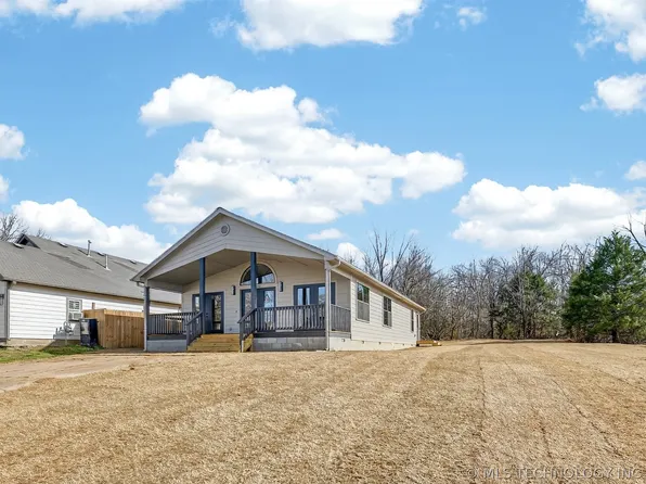 2102 W 58th St S, Tulsa, OK 74107