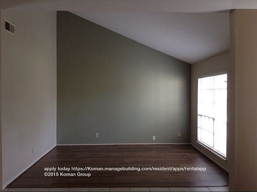 2nd image of 2640 Saint Andrews