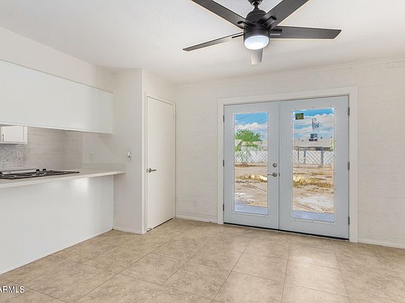 5th image of 1326 W ROSE Place