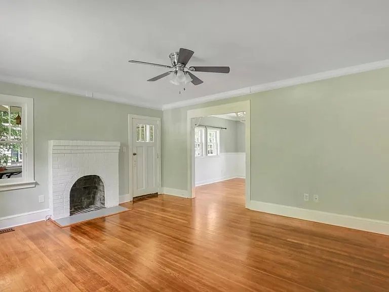2608 Grant St — Photo 5