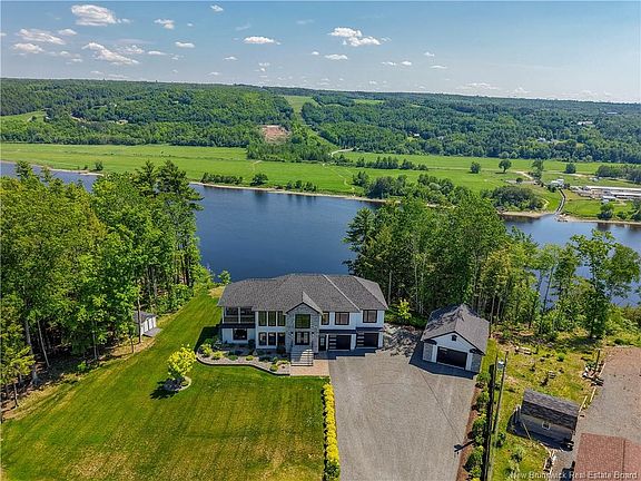 4th image of 230 Crocks Point Rd