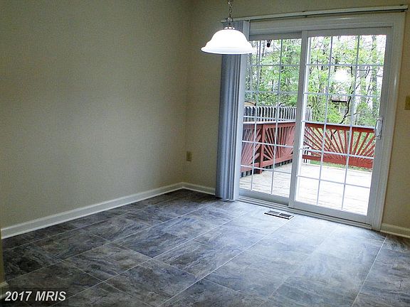 4th image of 123 Foxchase Dr
