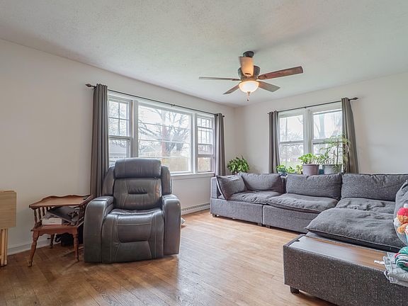 4th image of 279 W Oakley Ave
