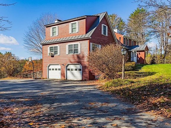 3rd image of 2312 Godfrey Rd
