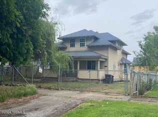 305 N 6th St, Yakima, WA 98901