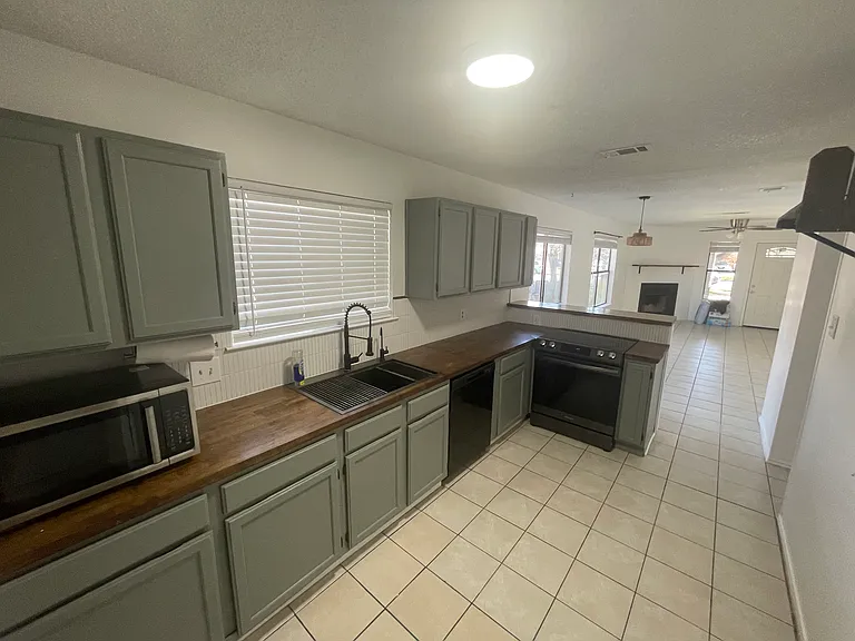523A Luther Dr #A — Photo 12