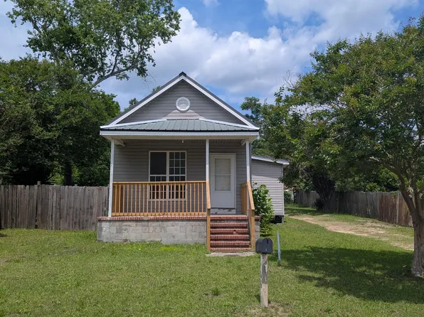 166 Front St, Warrenville, SC 29851