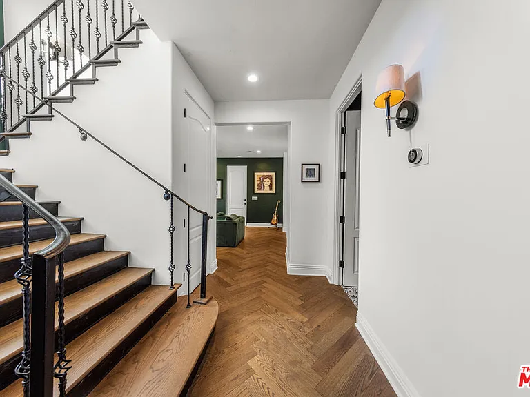 725 Oxford Ave — Photo 14