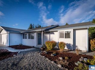 50 Steves Pl, Sequim, WA 98382