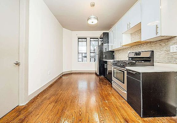4th image of 1228 Bushwick Ave #4D