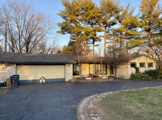 9918 W Paxton Dr, Beach Park, IL 60099