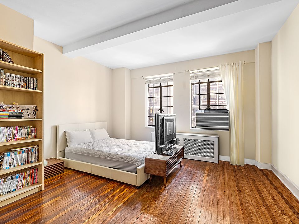 1st image of 320 E 42nd St APT 1206