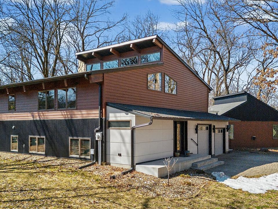 1st image of 6835 Buckthorn Dr NW