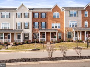 14614 Featherstone Gate Dr, Woodbridge, VA 22191