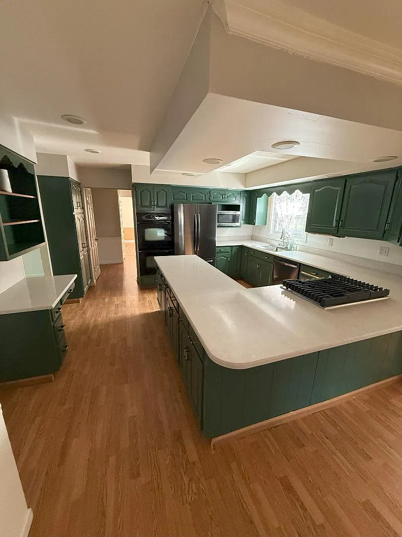 116 Woodview Ct — Photo 4