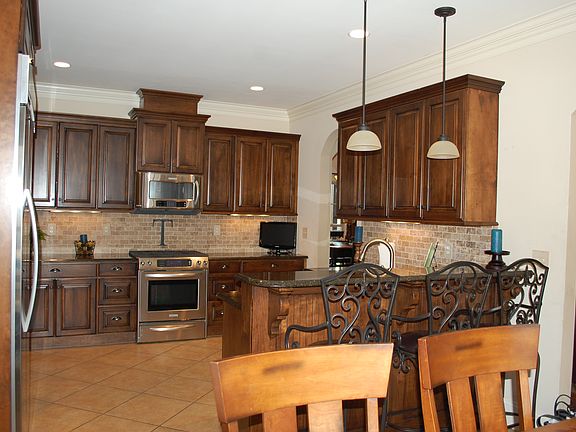 5th image of 8116 Angels Glen Dr